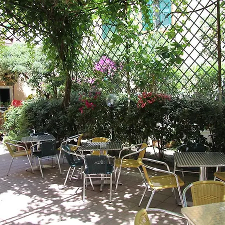 Hotel Tirrenia 3*