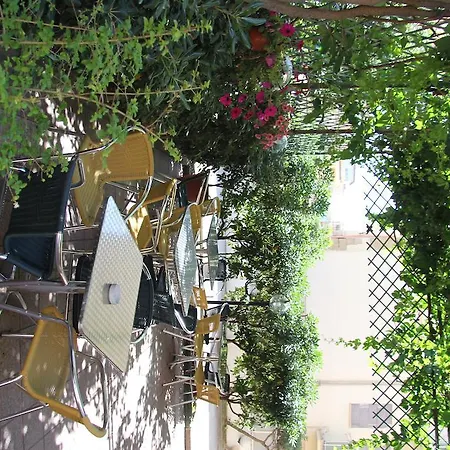 Hotel Tirrenia Lido di Ostia